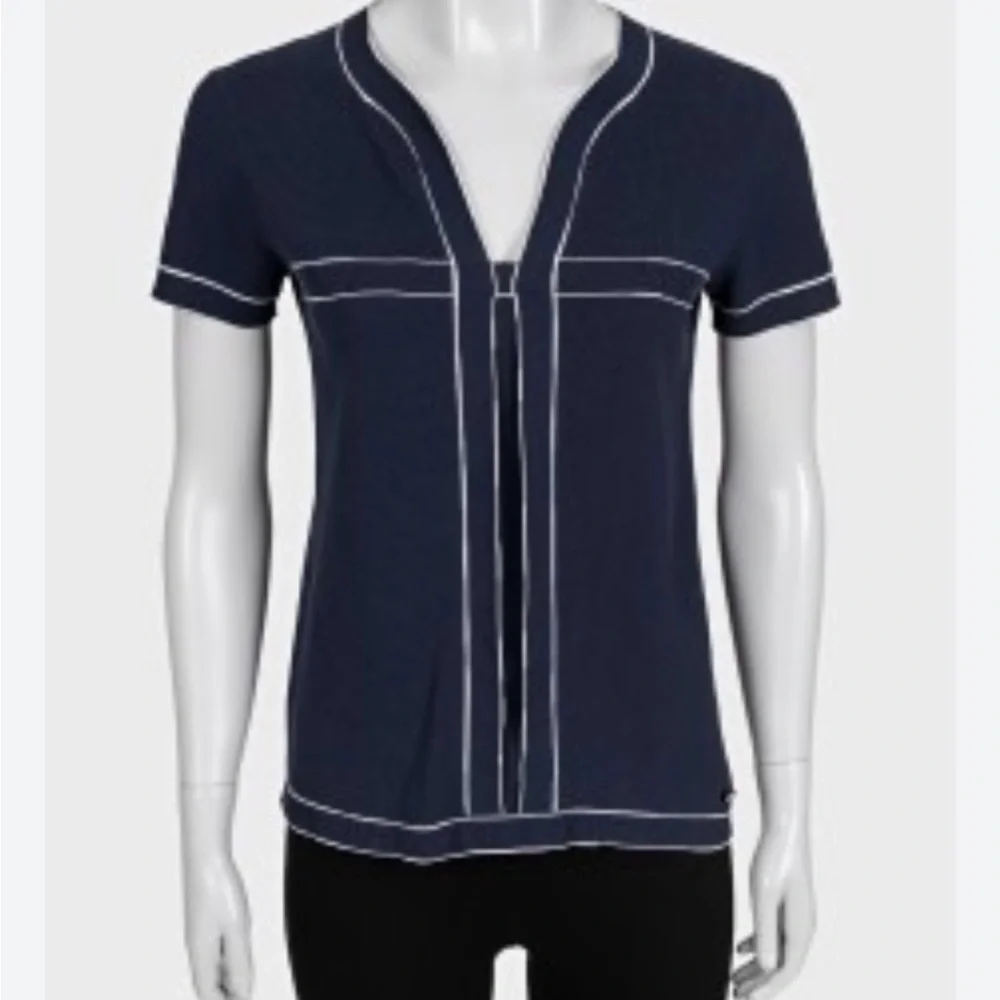 Chanel top